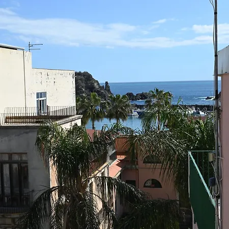 Perla Marina بيت للعطل *